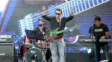 গিটারিস্ট রাসেল খান আর নেই