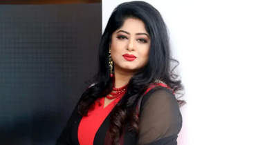 যুক্তরাষ্ট্রে স্থায়ী হলেন মৌসুমী
