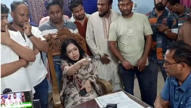 রুমিন ফারহানা ও ওসির বাগ্বিতণ্ডা, থানায় পুলিশের জিডি