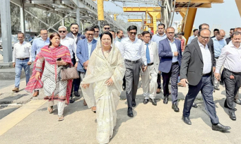 দেশে চাহিদার তুলনায় পর্যাপ্ত খাদ্য মজুত রয়েছে : খাদ্যমন্ত্রী