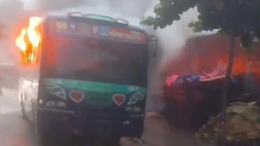 এবার পল্লবীতে পার্কিং করা বাসে আগুন